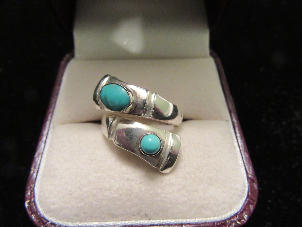 Towle Sterling Silver ByPass Ring with Turquois Stones